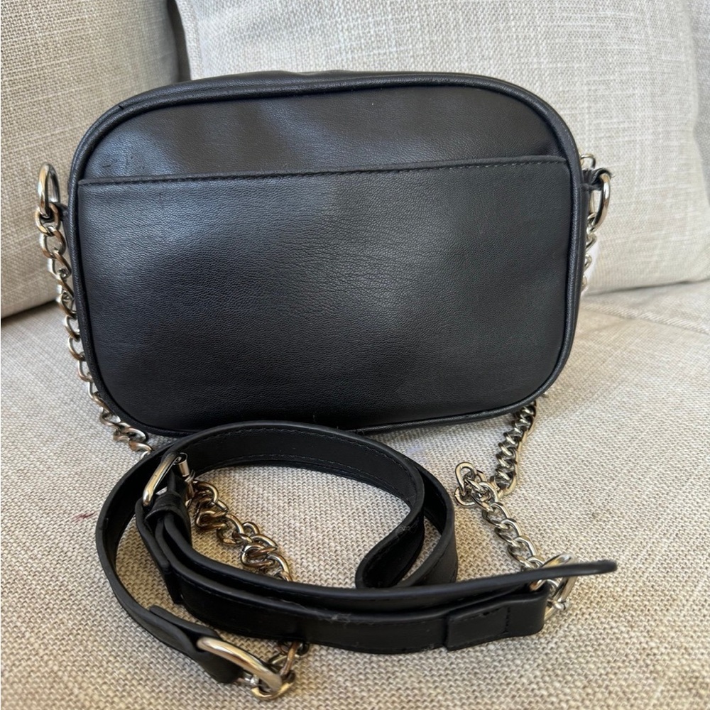 Badgley Mischka Camera crossbody Bag - Picture 2 of 12